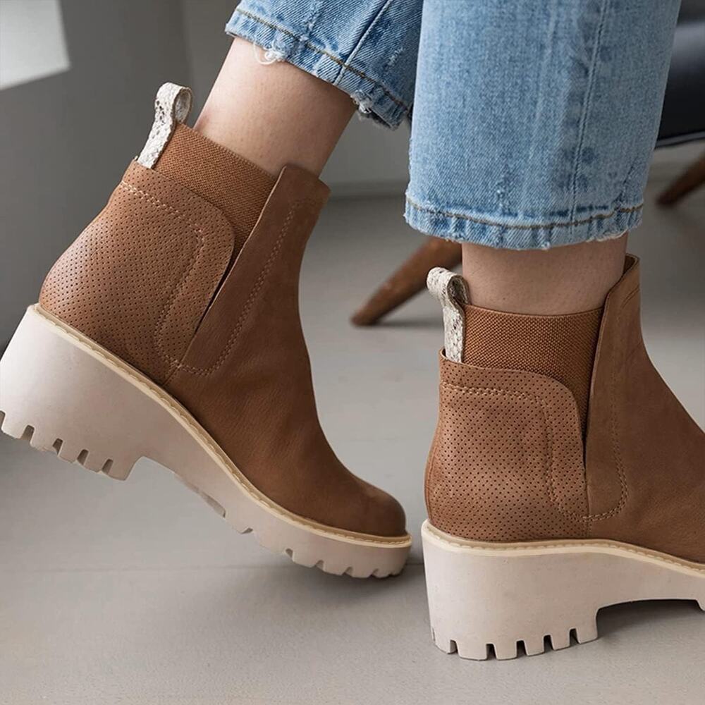Dolce Vita Women’s Huey Suede Chelsea Boots in Whiskey Brown - Size 10